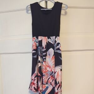 Amazon Kids Casual Dress - Black and Pink Floral